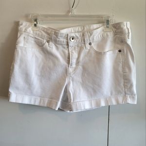 JC Penney White Denim Shorts. Size 10